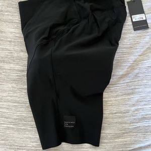 ✨NEW w/TAGS NEVER WORN Machines For Freedom Essential Cycling Shorts✨